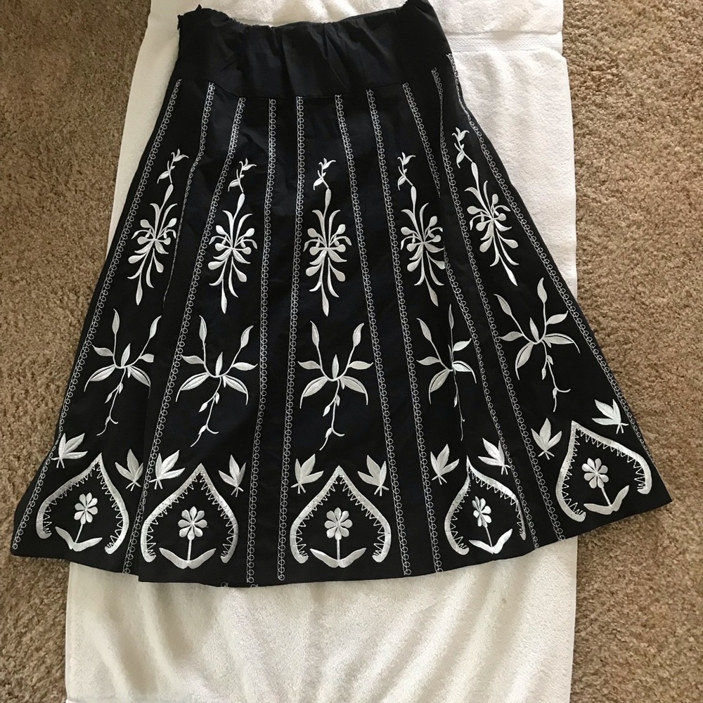 - Dialogue Black flare skirt with white embroidery  NWT
